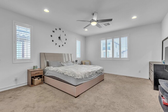 Building Photo - 3013 Historic Horizon Ave