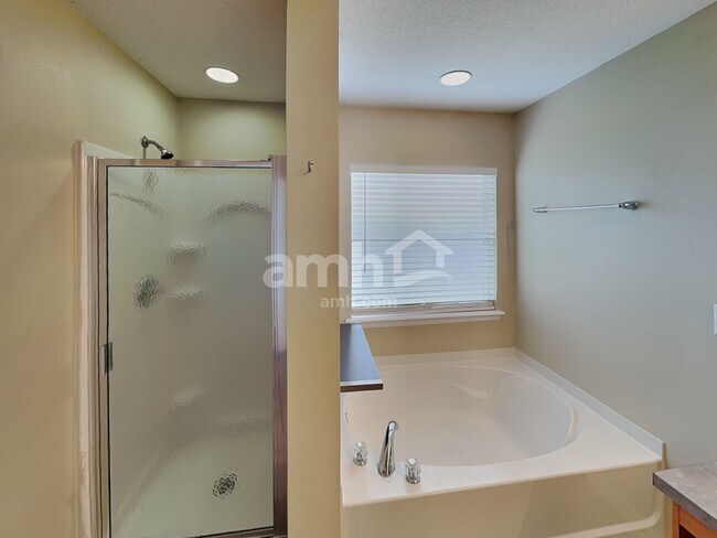 Building Photo - 76191 Long Pond Loop