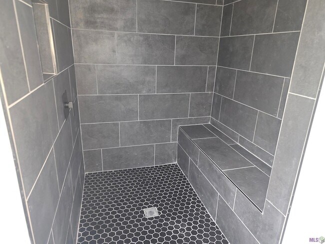 Building Photo - 2145 N 38th St