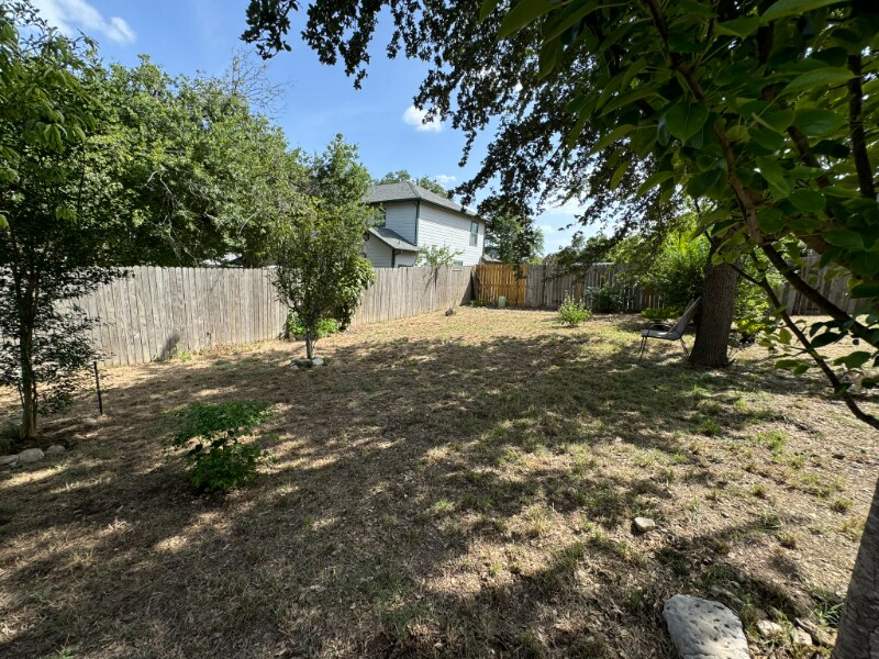 Building Photo - 7622 Forest Vale