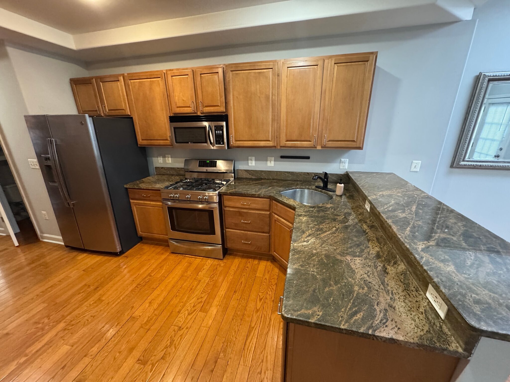 Building Photo - 11 N Streeper St