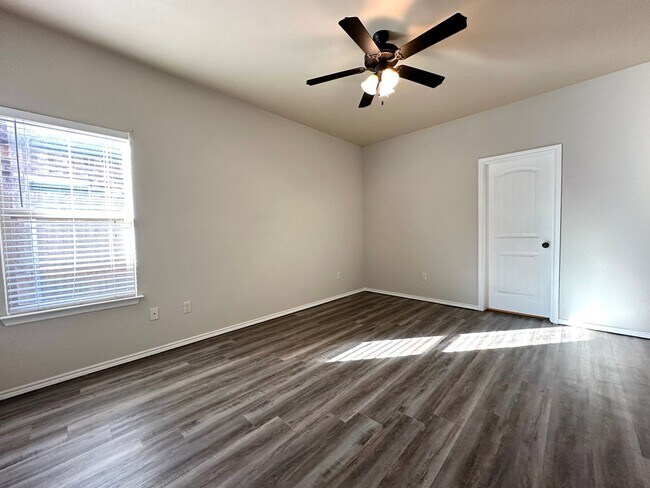 Building Photo - 3 bed 2 bath 2 car garage - Cooper ISD