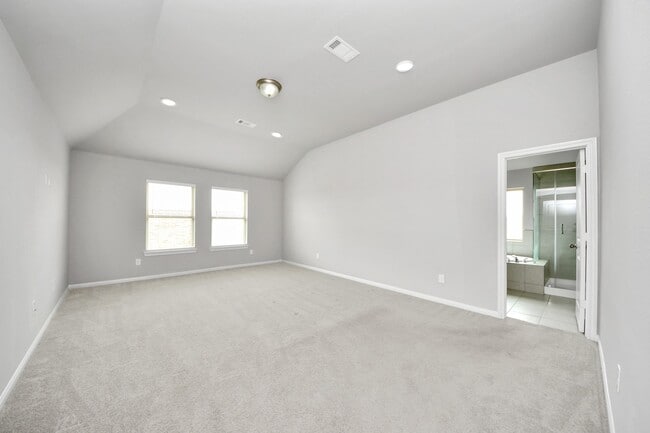 Building Photo - 859 Sarasota Shore Dr