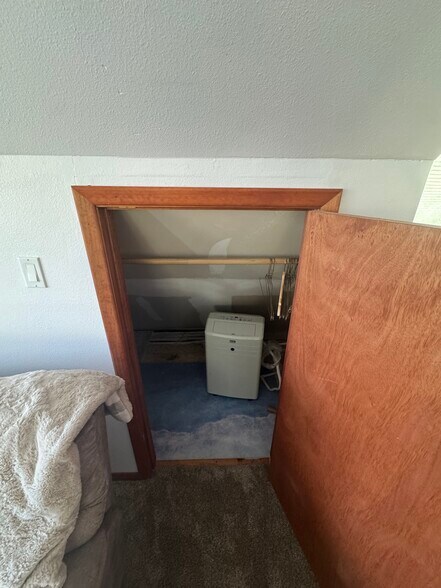 Building Photo - 3402 Urban St