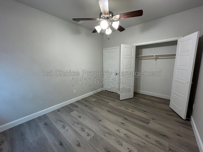 Building Photo - 6340 Battle Mountain Trl