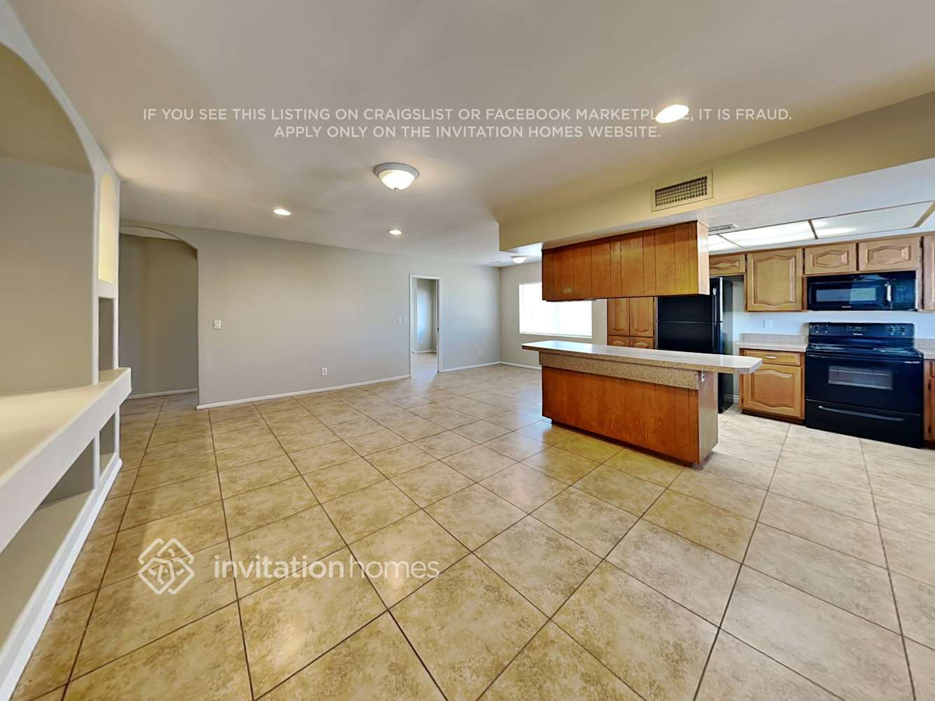 Building Photo - 5142 W Echo Ln