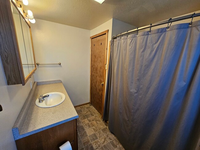 Building Photo - 1608 25th St