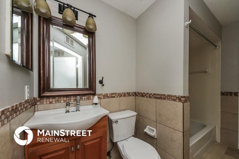 Building Photo - 637 Regency Way