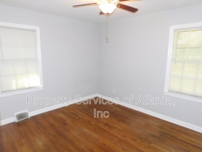 Building Photo - 188 Shawnee Trail SE