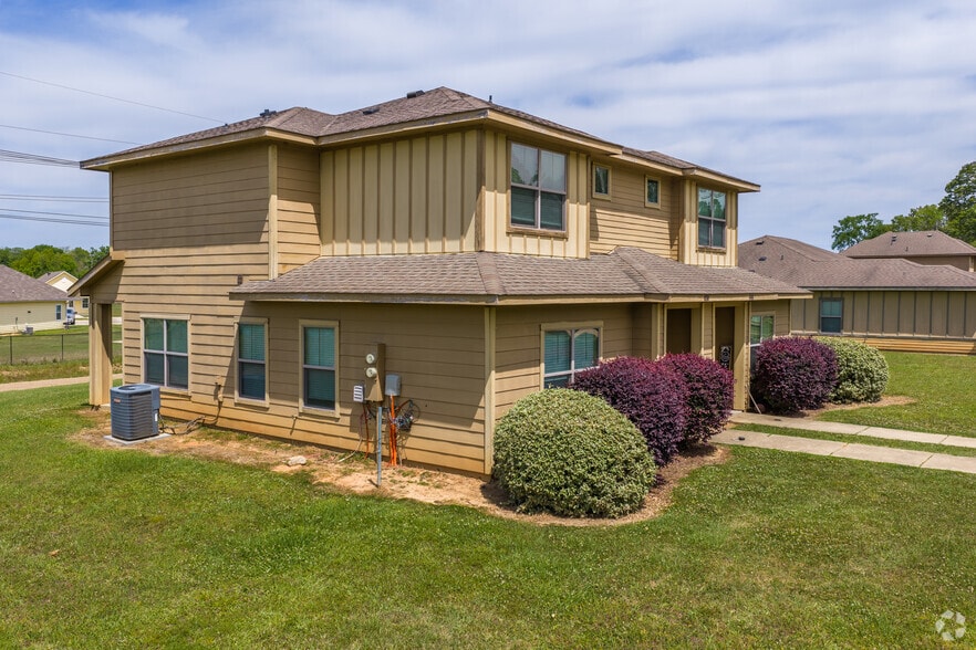 Primary Image - Austin Village