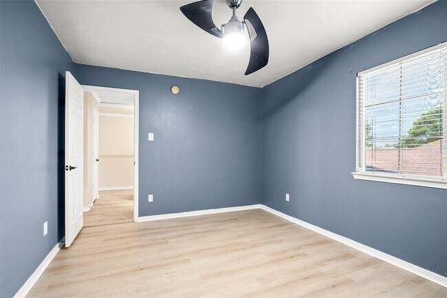 Building Photo - 21930 Holly Branch Dr