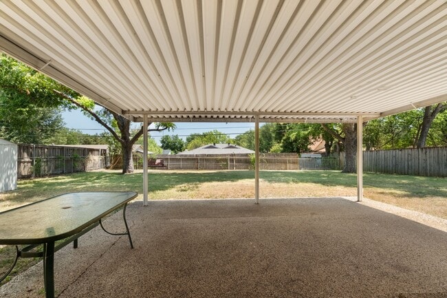Building Photo - 509 Wilshire Dr