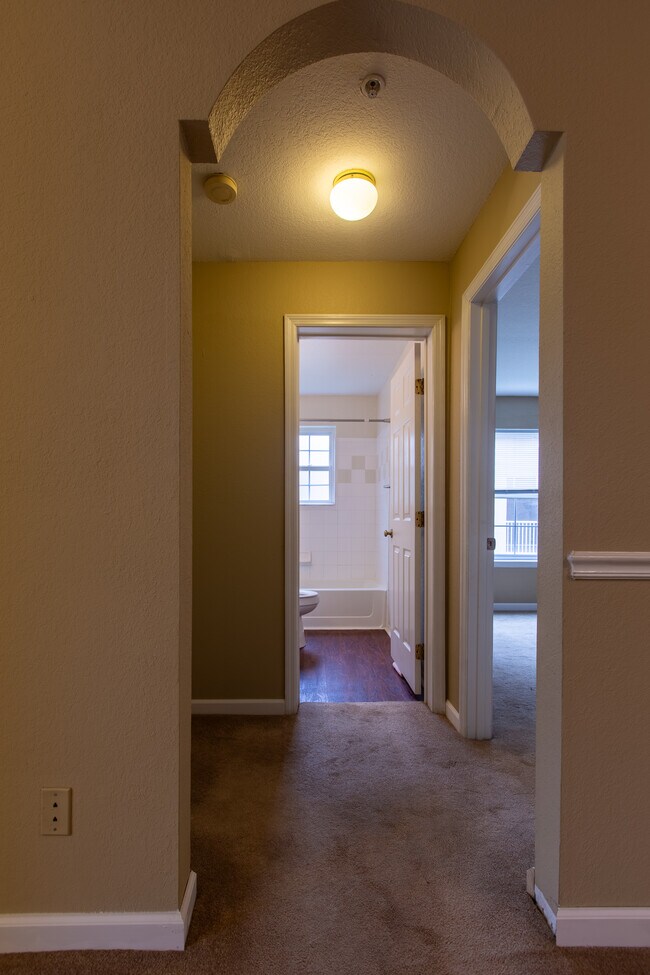 Building Photo - 13810 Sutton Park Dr N