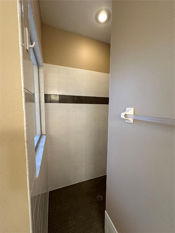 Building Photo - 13813 Bluewater Cir