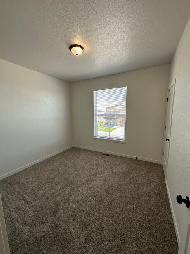 Building Photo - BEAUTIFUL NEW CONSTRUCTION! 3 BEDROOM, 2 B...