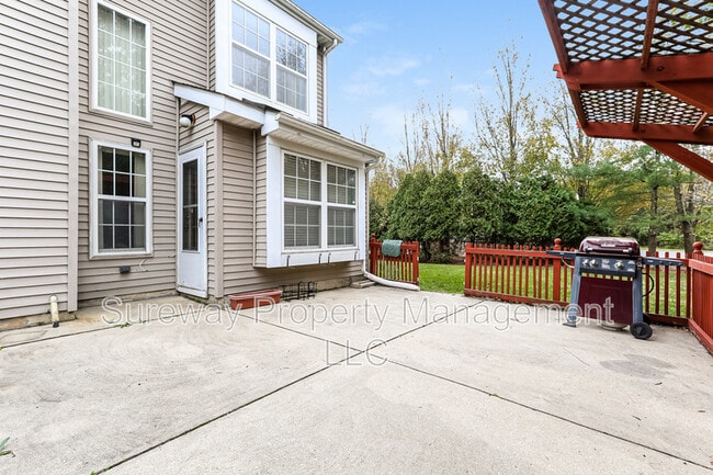 Building Photo - 1 Elkington Dr