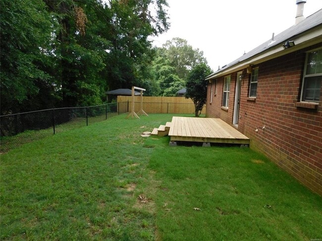 Building Photo - PRATTVILLE Home