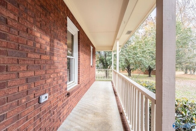 Building Photo - 111 Cepha Dr