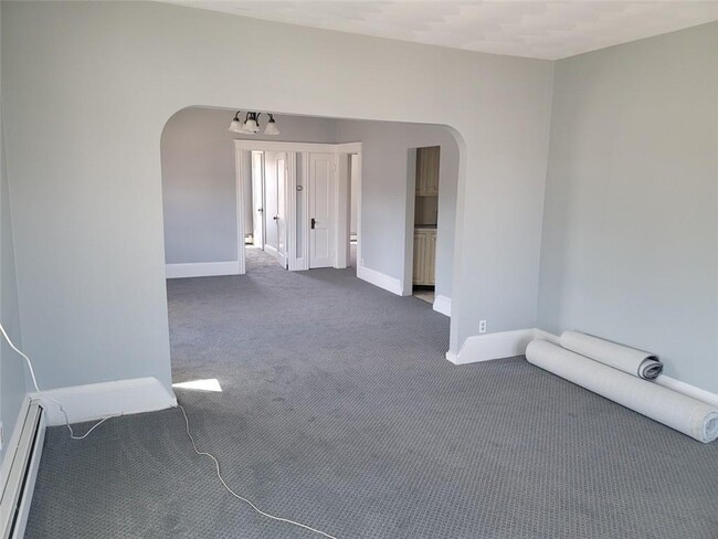 Building Photo - 356 Orient Ave