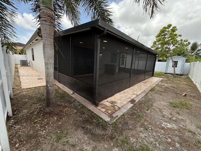 Building Photo - 13631 SW 272nd Terrace