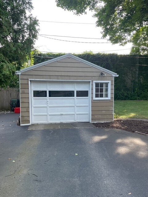 Building Photo - 43 Buffard Dr