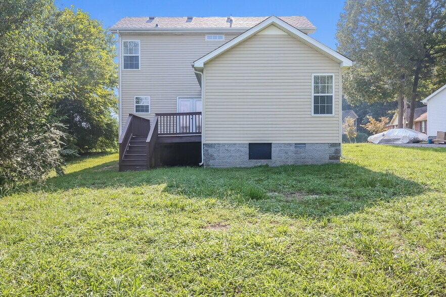 Building Photo - 1202 Welsh Dr