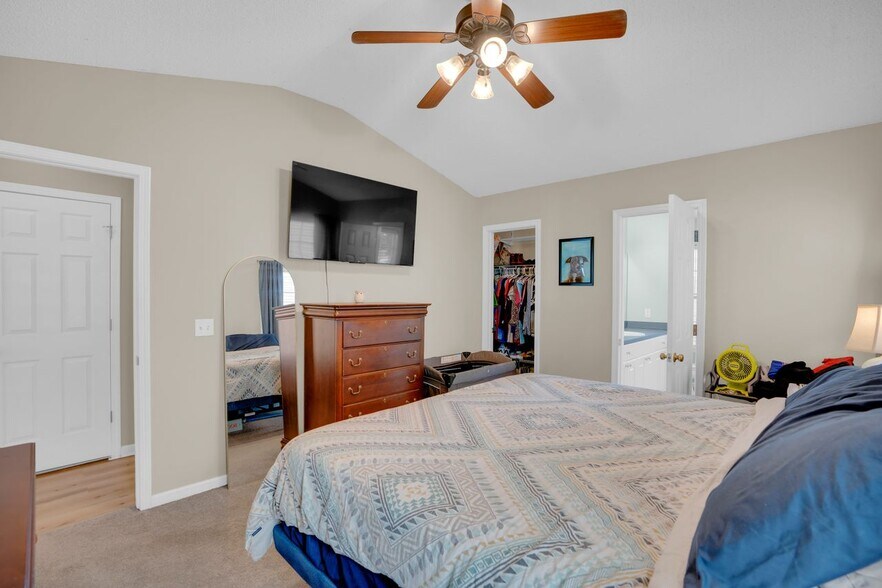 Building Photo - 129 Merowey Ct