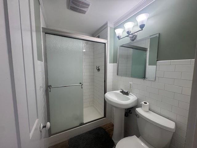 Building Photo - 52 Manning St