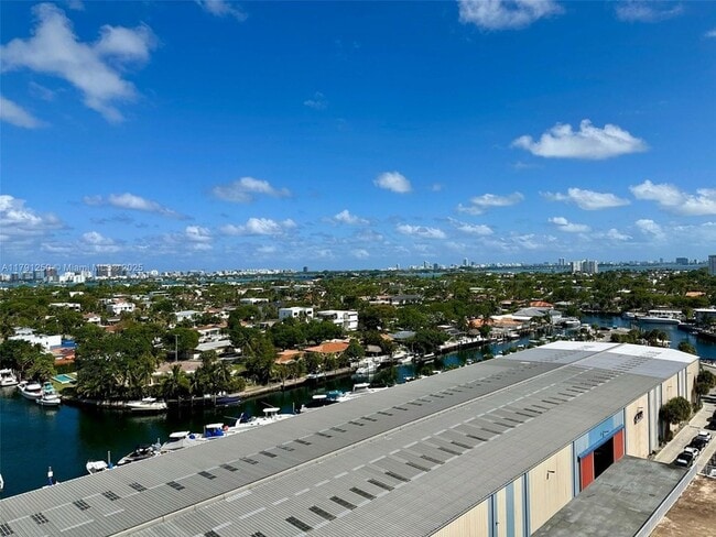 Building Photo - 13499 Biscayne Blvd