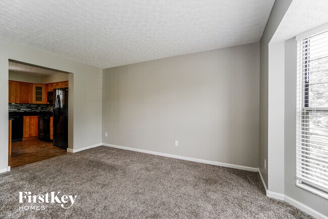 Building Photo - 5947 Heritage Farms Dr
