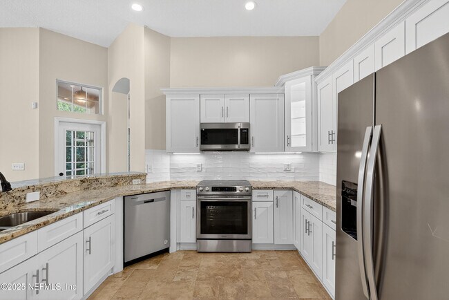 Building Photo - 577 Hunters Grove Ct