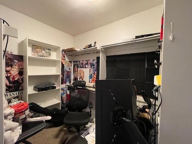 Building Photo - 2591 N Trafalger Dr