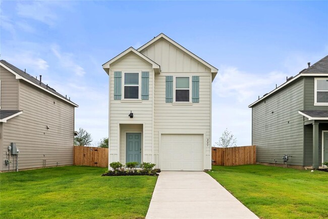 Primary Photo - 227 Jackson Dr