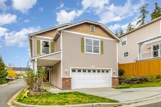 Building Photo - 4 bed 2.5 bath available now in Bothell