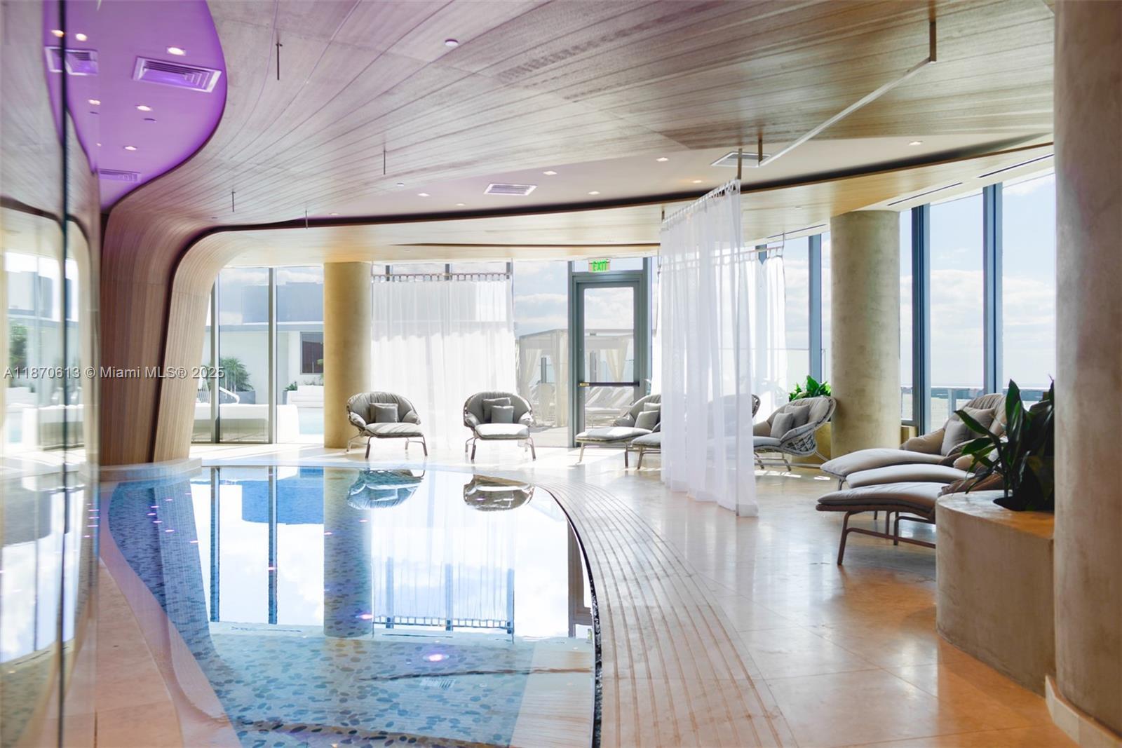 Building Photo - 1000 Brickell Plz