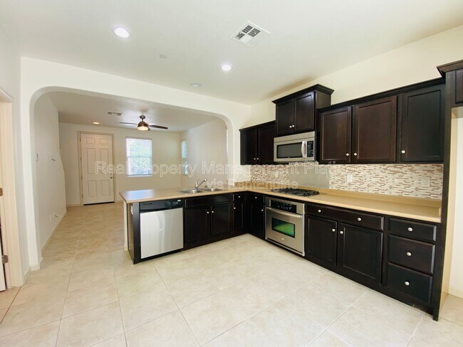 Building Photo - 3628 Elevations Way