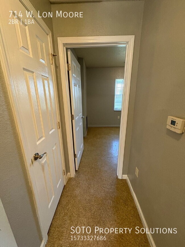 Building Photo - 714 Lon Moore St