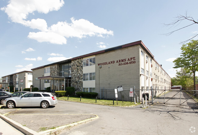 Building Photo - Woodland Arms Apartments