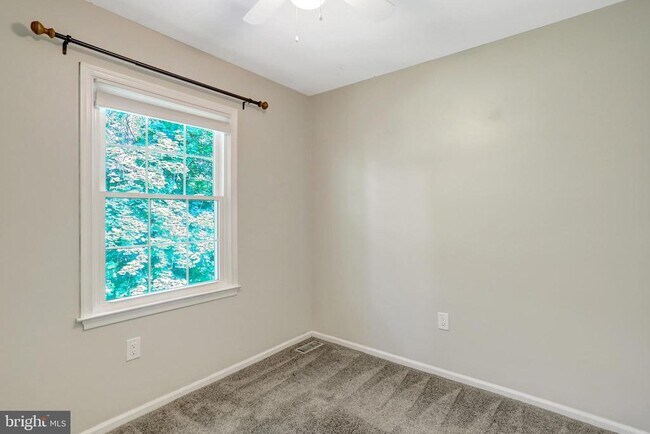 Building Photo - 7926 Pebble Brook Ct