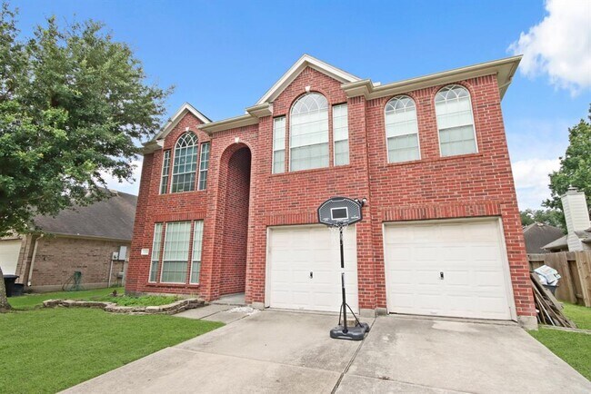 Building Photo - 18609 Woodbreeze Dr