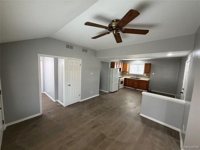 Building Photo - 19445 Inkster Rd