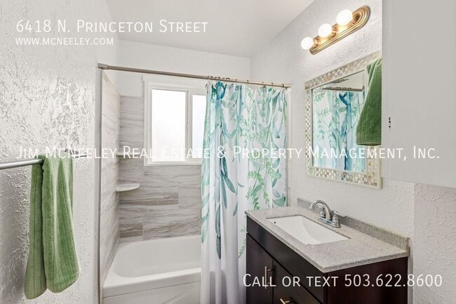 Building Photo - 6418 N Princeton St