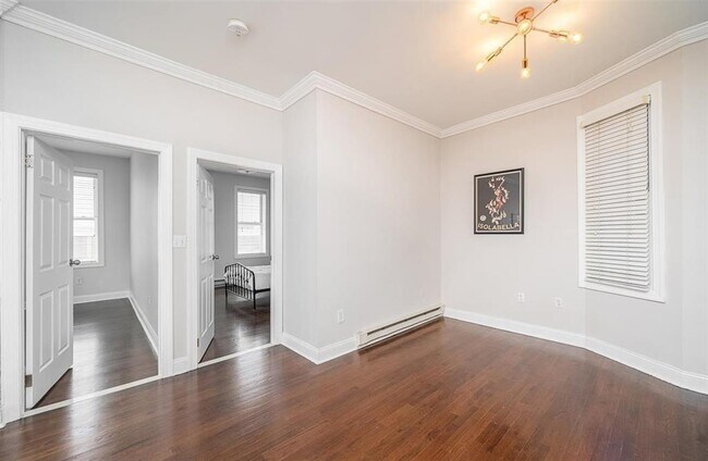Building Photo - 372 Communipaw Ave