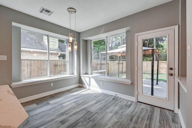Building Photo - 182 N Millport Cir