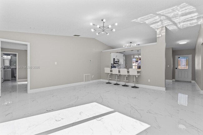 Building Photo - 1774 Glenridge St NW