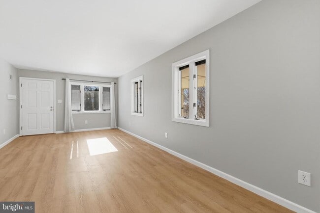 Building Photo - 1813 Olmstead Dr