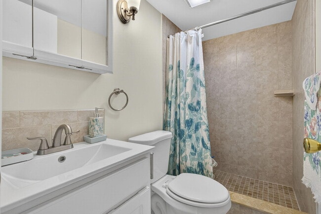 Building Photo - 12001 Poinciana Blvd