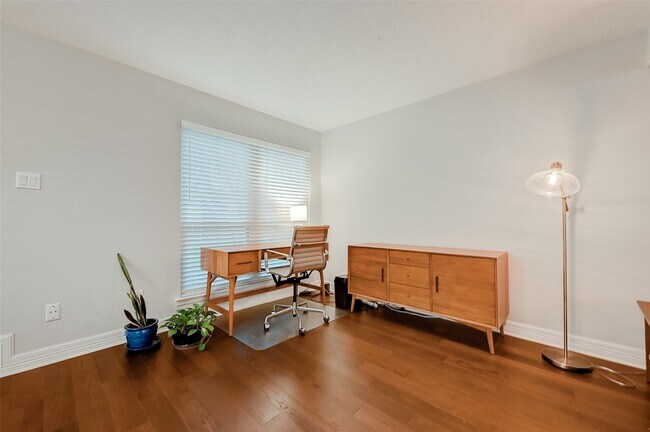 Building Photo - 742 Country Pl Dr