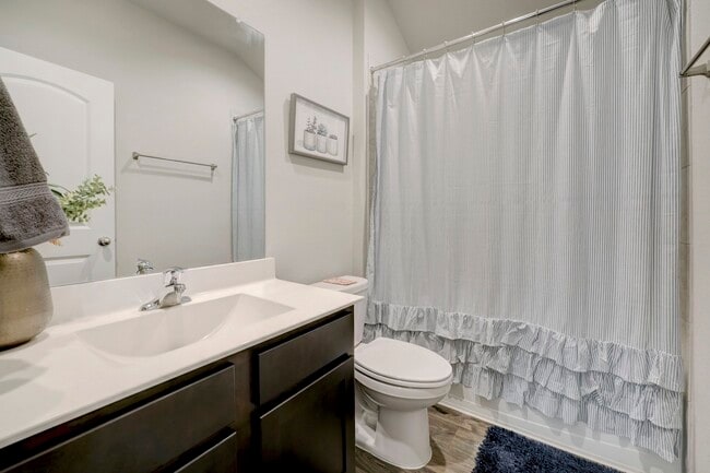 Building Photo - 4306 Isoletta Ct
