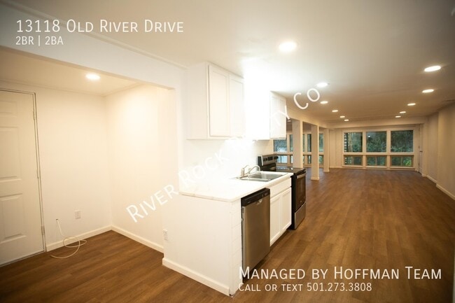 Building Photo - 13118 Old River Dr